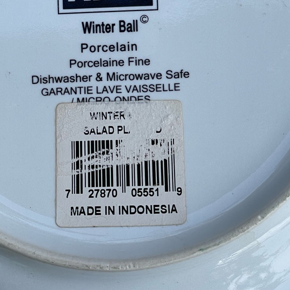 222 Fifth green winter ball porcelain salad plate Christmas tree holiday nwt - Picture 8 of 9